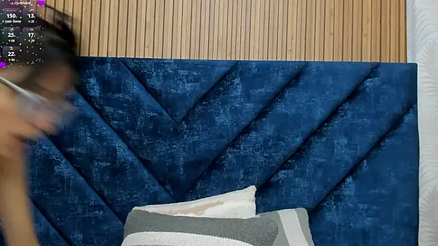 Snapshot of Marge_lasander chatting on 03-09-25, 04:38 Marge lasander online show from 03-09-25, 04:38