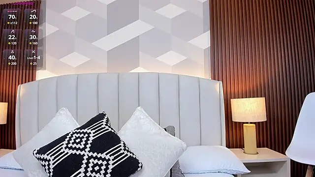 Snapshot of Marge_lasander chatting on 09-28-25, 01:33 Marge lasander online show from 09-28-25, 01:33