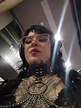 taaylor33 online show from 05-15-26, 11:45