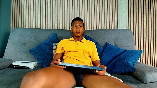 Ethan Fox11 online show from 02-16-26, 01:40