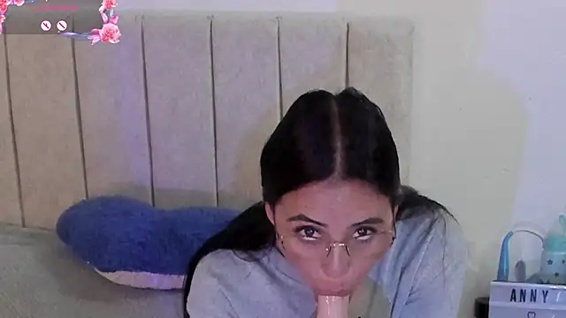 anny roberts online show from 06-25-26, 01:04