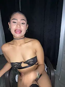 HaileyBaldwin online show from 12-27-24, 02:47