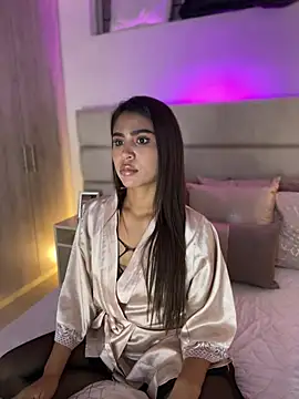 HaileyBaldwin online show from 01-21-25, 05:49