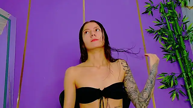 scarlet-jonesx online show from 10-27-25, 07:18