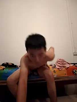 Snapshot of LiuQianXi5726 chatting on 02-02-25, 12:19 LiuQianXi5726 online show from 02-02-25, 12:19