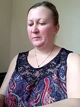 Snapshot of blondyaguar chatting on 01-15-25, 08:41 blondyaguar online show from 01-15-25, 08:41