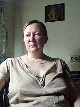 Snapshot of blondyaguar chatting on 12-20-25, 03:08 blondyaguar online show from 12-20-25, 03:08