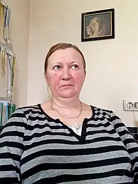 Snapshot of blondyaguar chatting on 03-26-26, 01:49 blondyaguar online show from 03-26-26, 01:49