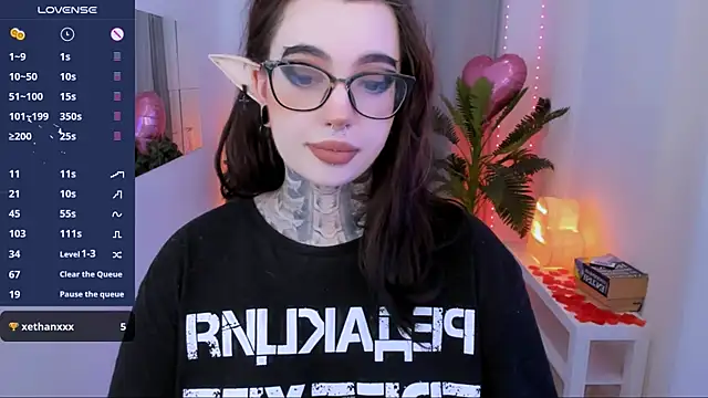 Dixi Pixi  online show from 02-16-25, 05:48