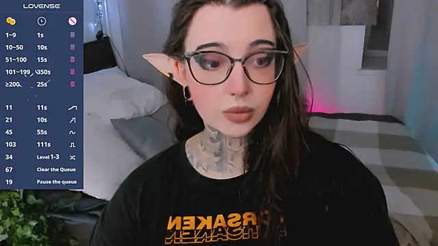 Dixi Pixi  online show from 09-18-25, 07:43