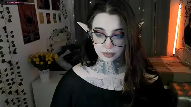 Dixi Pixi  online show from 09-28-25, 05:46