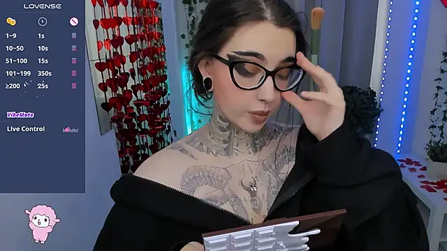 Snapshot of Dixi_Pixi_ chatting on 02-13-26, 05:47 Dixi Pixi online show from 02-13-26, 05:47