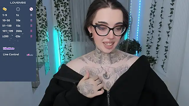 Snapshot of Dixi_Pixi_ chatting on 03-19-26, 05:44 Dixi Pixi online show from 03-19-26, 05:44