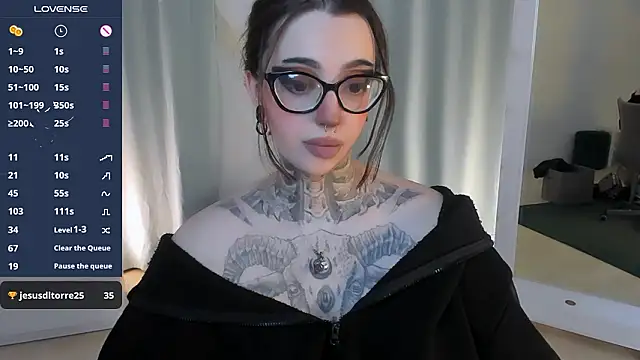 Snapshot of Dixi_Pixi_ chatting on 03-26-26, 05:46 Dixi Pixi online show from 03-26-26, 05:46