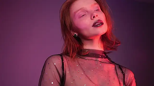 ginger hugs online show from 12-14-24, 04:12