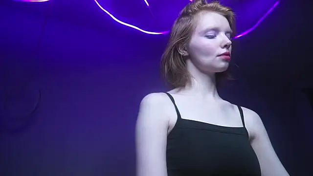 ginger hugs online show from 09-27-25, 10:04