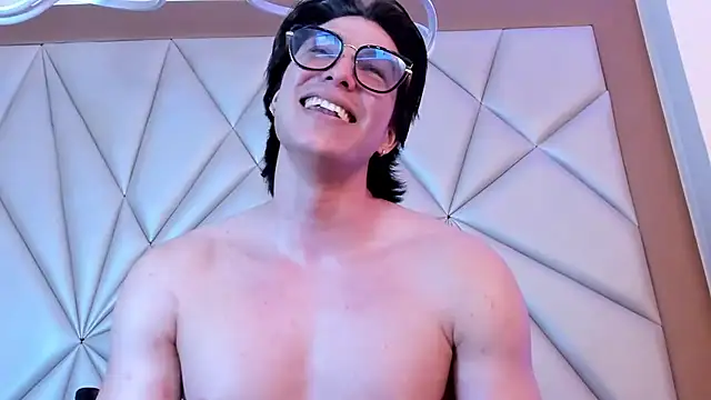 Karimferrer online show from 12-23-24, 09:59