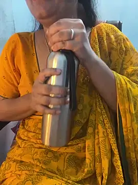 Spicy sari girl online show from 05-20-26, 01:56