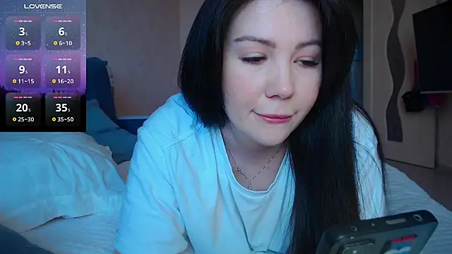 AlexaCruze online show from 03-09-25, 12:42