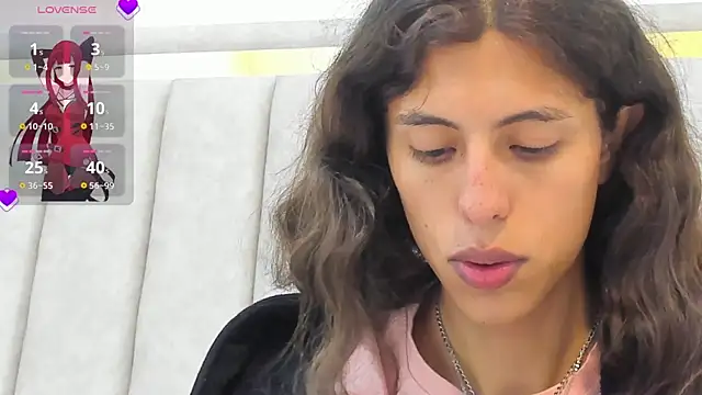 Snapshot of FreyaMoller chatting on 12-24-24, 07:44 FreyaMoller online show from 12-24-24, 07:44