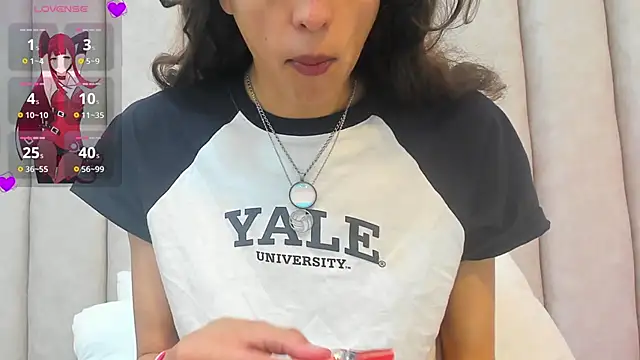 Snapshot of FreyaMoller chatting on 01-09-25, 06:47 FreyaMoller online show from 01-09-25, 06:47