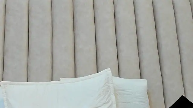 Snapshot of FreyaMoller chatting on 01-29-25, 10:32 FreyaMoller online show from 01-29-25, 10:32