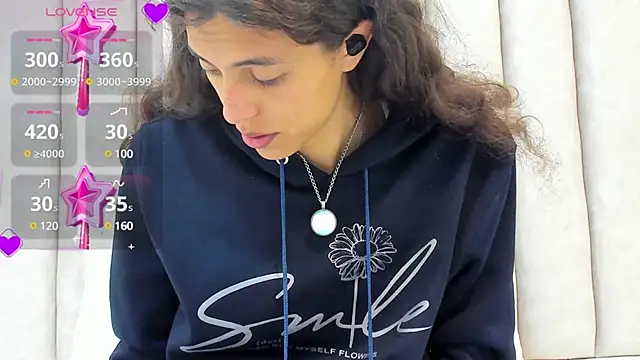 Snapshot of FreyaMoller chatting on 02-25-25, 06:53 FreyaMoller online show from 02-25-25, 06:53