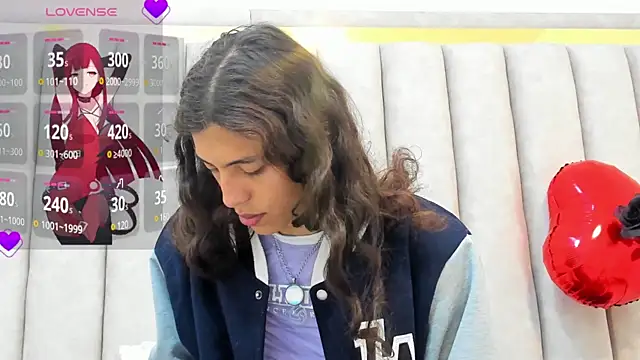 Snapshot of FreyaMoller chatting on 03-08-25, 07:31 FreyaMoller online show from 03-08-25, 07:31