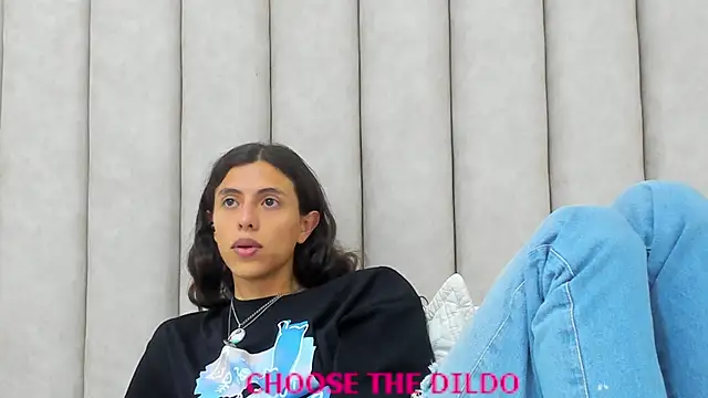 Snapshot of FreyaMoller chatting on 09-11-25, 07:14 FreyaMoller online show from 09-11-25, 07:14