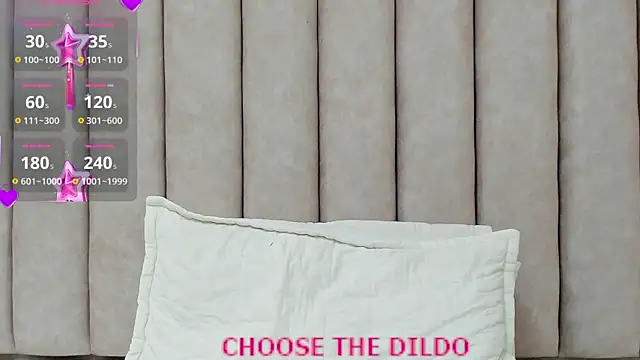 Snapshot of FreyaMoller chatting on 09-12-25, 05:02 FreyaMoller online show from 09-12-25, 05:02