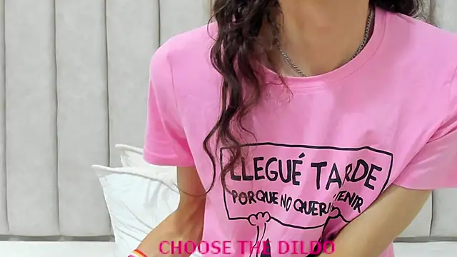 Snapshot of FreyaMoller chatting on 09-27-25, 06:13 FreyaMoller online show from 09-27-25, 06:13