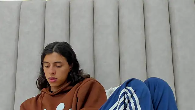 Snapshot of FreyaMoller chatting on 10-27-25, 07:18 FreyaMoller online show from 10-27-25, 07:18