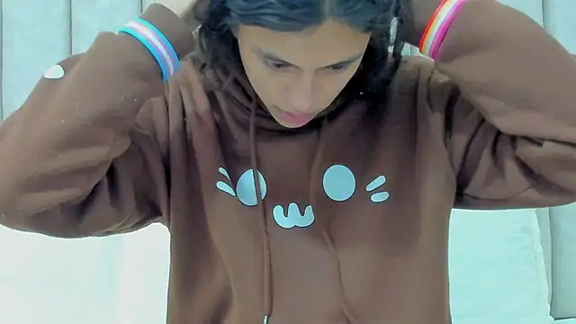 Snapshot of FreyaMoller chatting on 11-04-25, 07:13 FreyaMoller online show from 11-04-25, 07:13