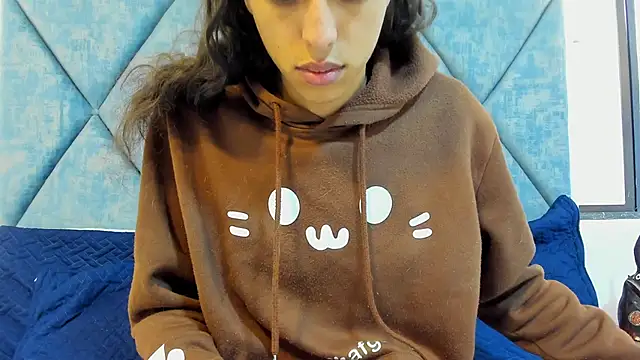 FreyaMoller online show from 01-10-26, 01:13