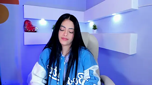 EmilyWalker11 online show from 01-21-25, 07:26