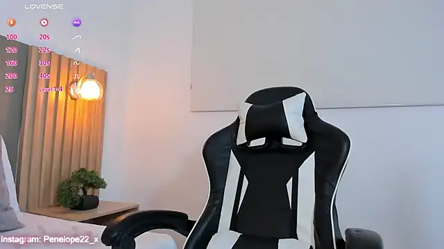 penelope22x  online show from 12-23-24, 01:40