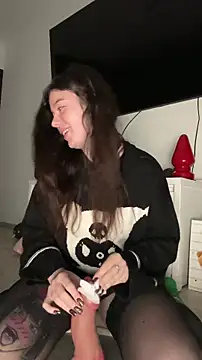 Snapshot of Kimi_Ass chatting on 02-11-26, 12:10 Kimi Ass online show from 02-11-26, 12:10