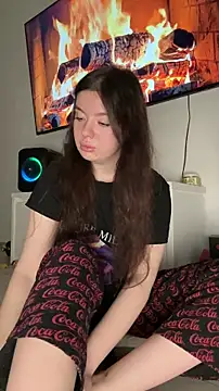 Snapshot of Kimi_Ass chatting on 03-15-26, 01:00 Kimi Ass online show from 03-15-26, 01:00