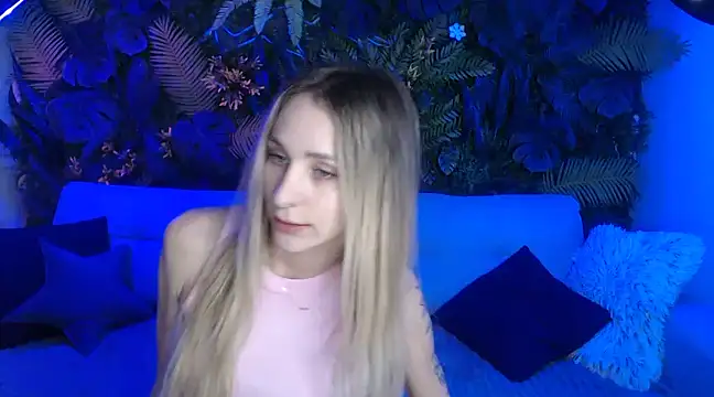 Horny Blond online show from 12-10-24, 09:01