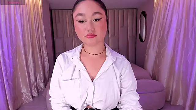 SamanthaConnor  online show from 12-20-24, 07:39