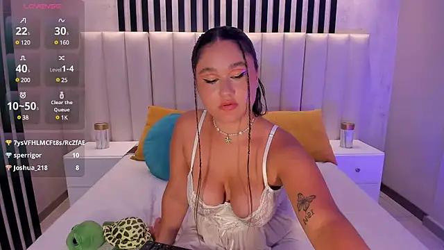 SamanthaConnor  online show from 02-06-25, 01:05