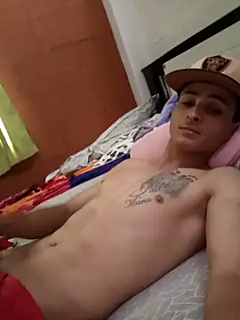 Snapshot of jhonvillada chatting on 10-05-25, 03:32 jhonvillada online show from 10-05-25, 03:32