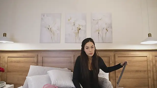 Snapshot of Amber_Rush_ chatting on 03-23-26, 10:36 Amber Rush online show from 03-23-26, 10:36