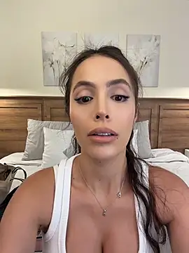 Snapshot of Amber_Rush_ chatting on 05-19-26, 10:49 Amber Rush online show from 05-19-26, 10:49
