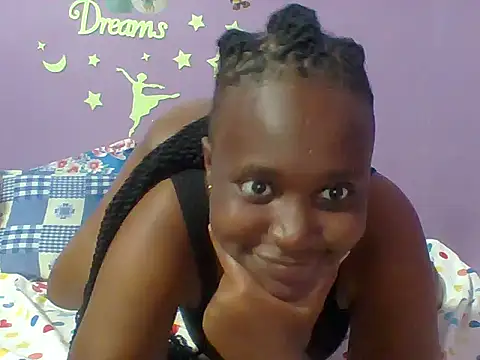 Snapshot of Beauty_beee chatting on 01-13-25, 07:10 Beauty beee online show from 01-13-25, 07:10
