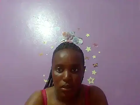 Snapshot of Beauty_beee chatting on 02-15-25, 10:11 Beauty beee online show from 02-15-25, 10:11