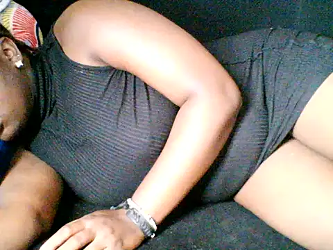 smileyboobs1 online show from 11-04-25, 06:51