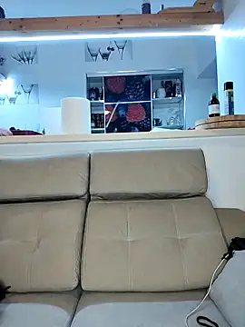 Snapshot of blvckbabyweed07 chatting on 10-15-25, 12:22 blvckbabyweed07 online show from 10-15-25, 12:22