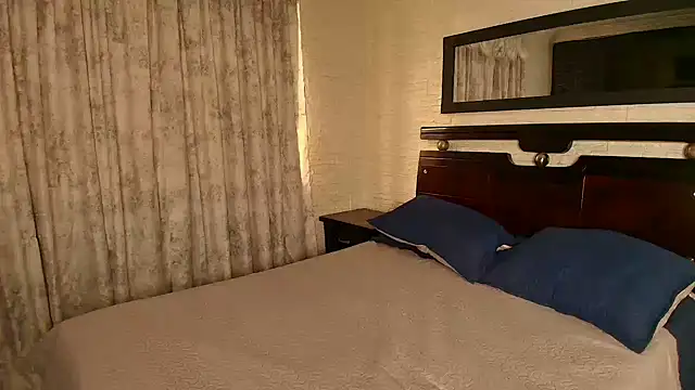 Susana hank2 online show from 09-30-25, 07:30