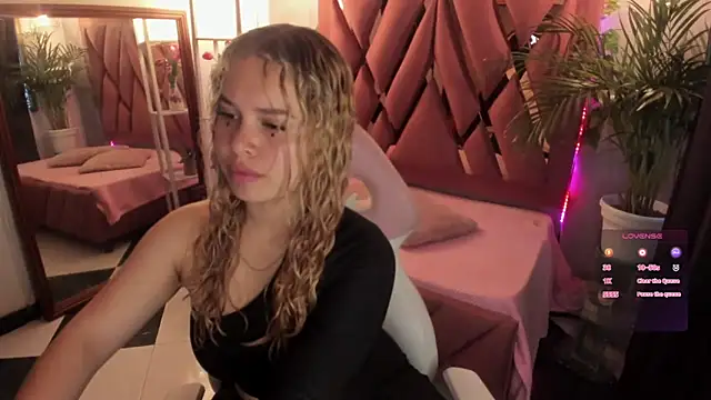 Haelycute online show from 01-21-25, 11:13